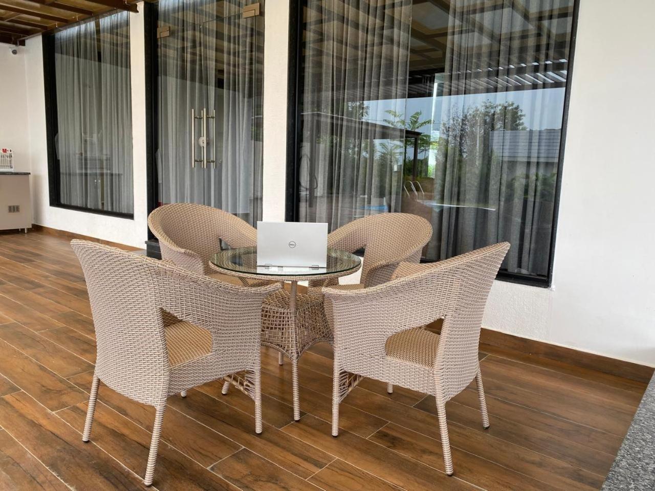 V R Farms Exotic Villa Venkatapur Экстерьер фото