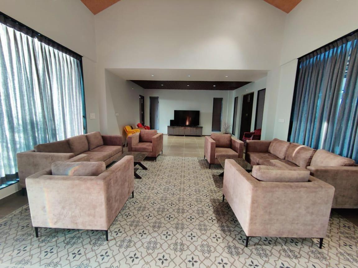 V R Farms Exotic Villa Venkatapur Экстерьер фото