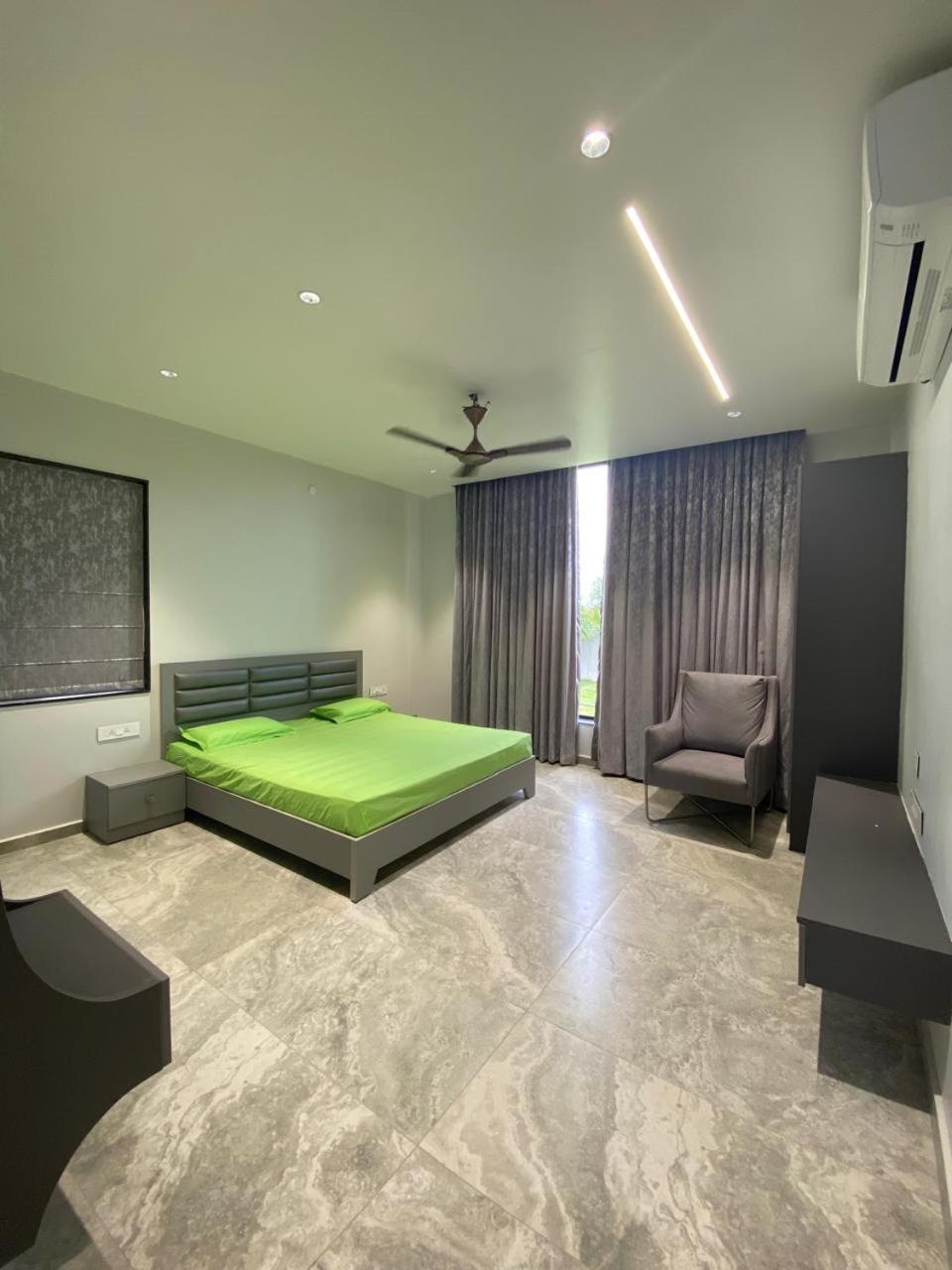 V R Farms Exotic Villa Venkatapur Экстерьер фото